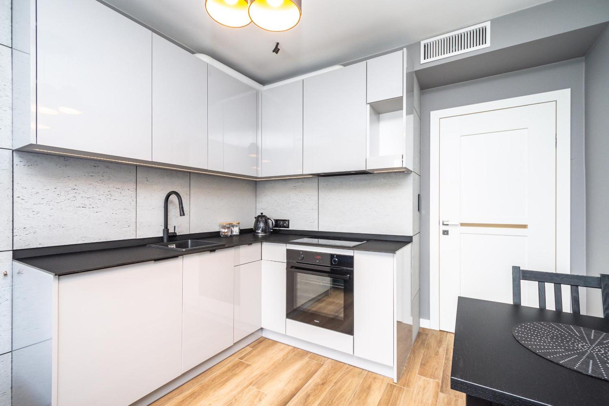 Rentplanet - Apartament Kasztelanska クラクフ エクステリア 写真